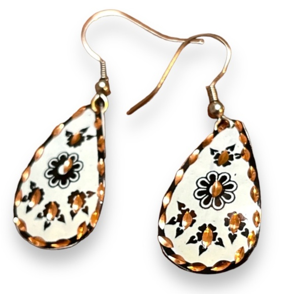 Gorgeous Copper Enamel Dangle Earrings Flower Design
